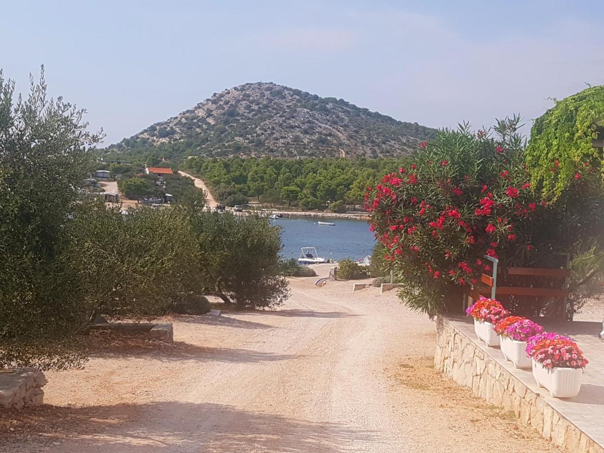 Eden Lady Mobile Home, Croatia, Drage Exterior photo